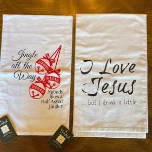 Novelty kitchen towels Twisted Wares NWT